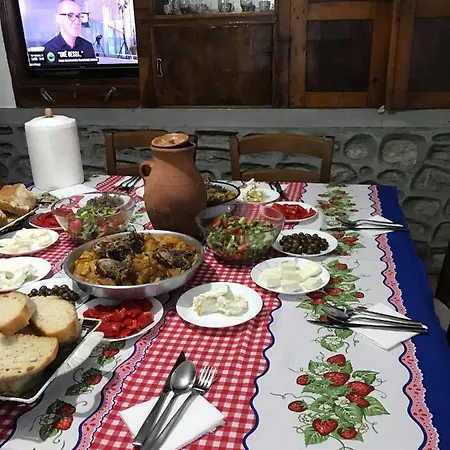 Πανσιόν Sabriu Rabdisht