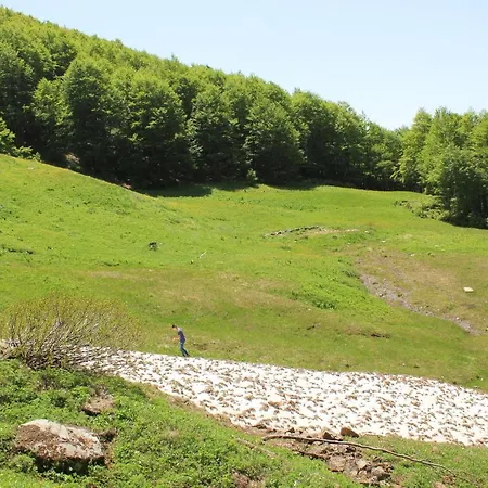 Sabriu Гостевой дом